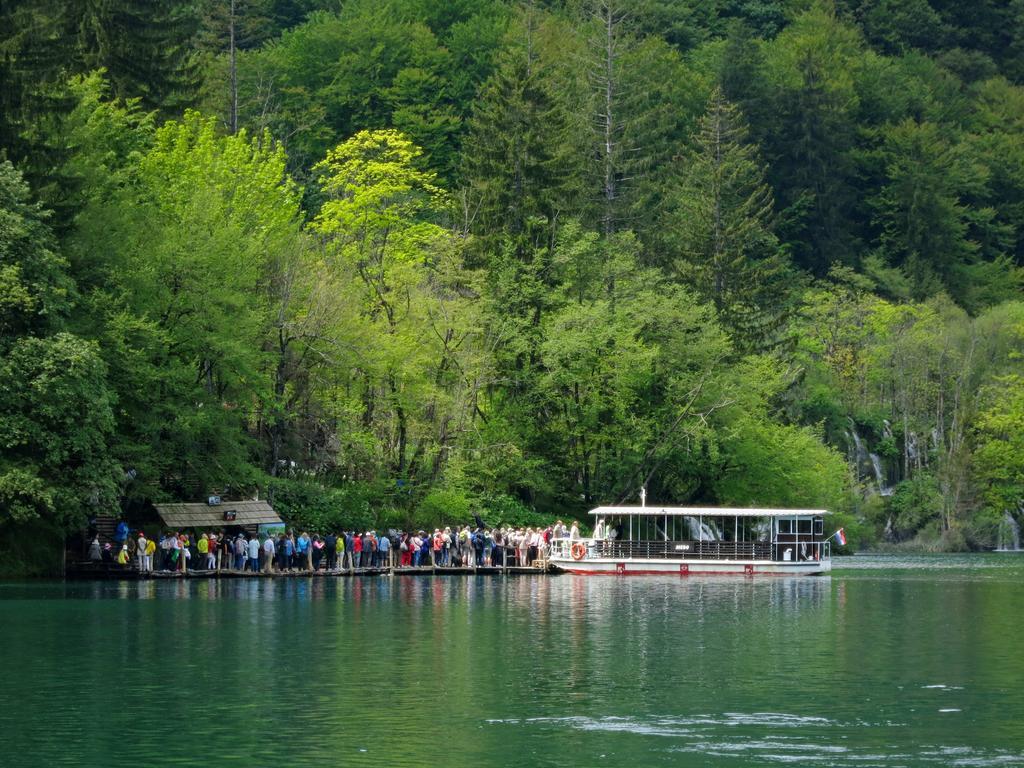 Apartment Near The Lakes Plitvička Jezera Eksteriør billede